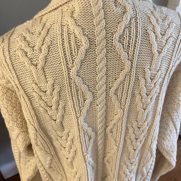 Aran crafts Ivory Long Irish 100% Merino Wool Cardigan Sweater Sz M - Picture 6 of 14